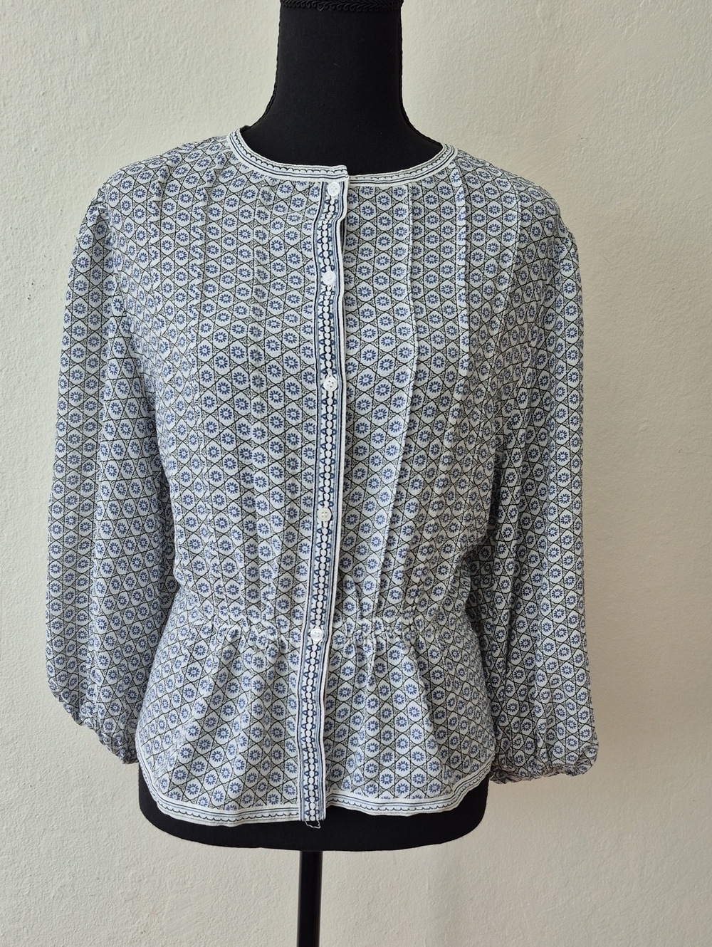 Max Studio balloon sleeve peplum blouse, gathered waistband Sz L